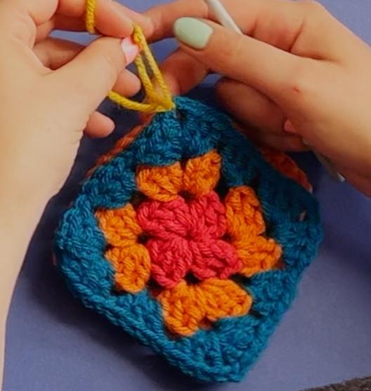 Beginners Crochet by Gemma Forde